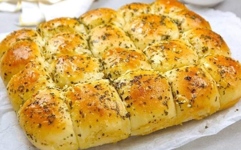 selbstgemachte knoblauchbrotchen 800x500 1